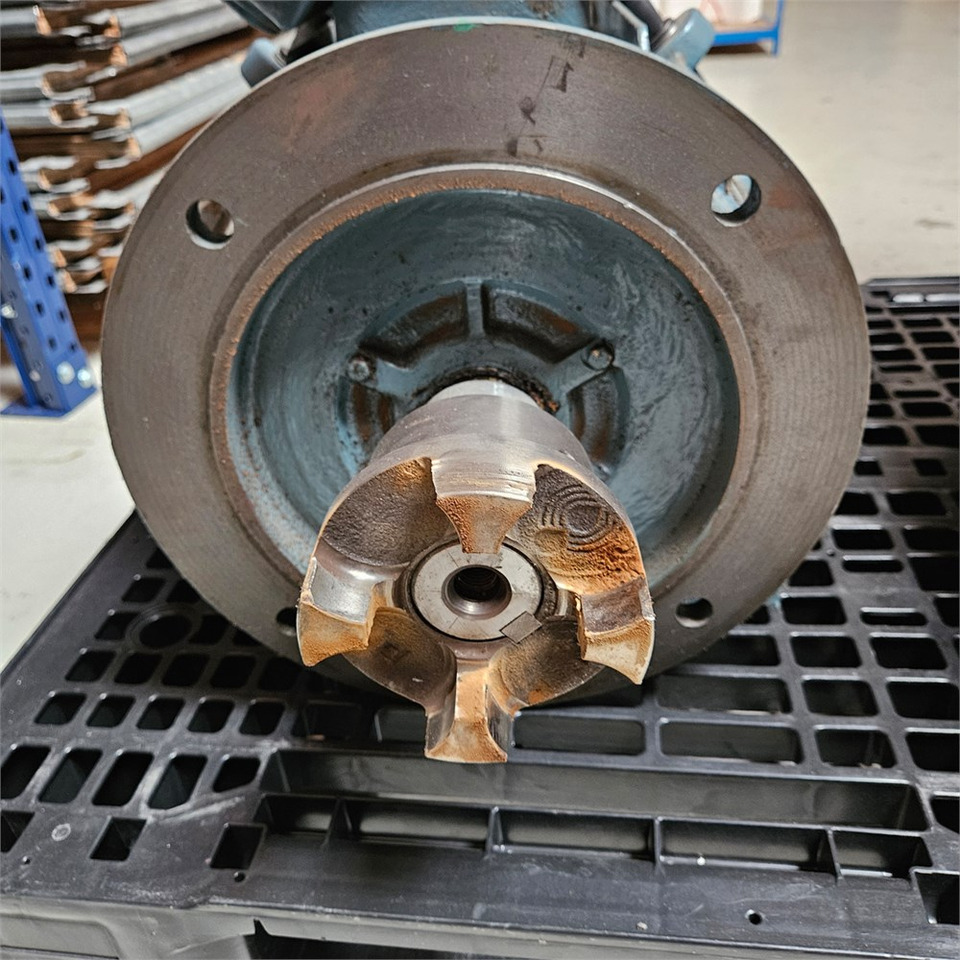 ABB M2QA180L4A (B35) - Machine-outil: photos 2 ABB M2QA180L4A (B35) - Machine-outil: photos 2