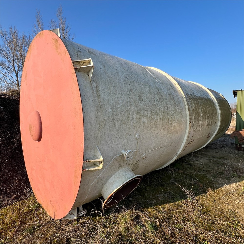 ABC 70 kubikmeter - Cuve de stockage: photos 3 ABC 70 kubikmeter - Cuve de stockage: photos 3