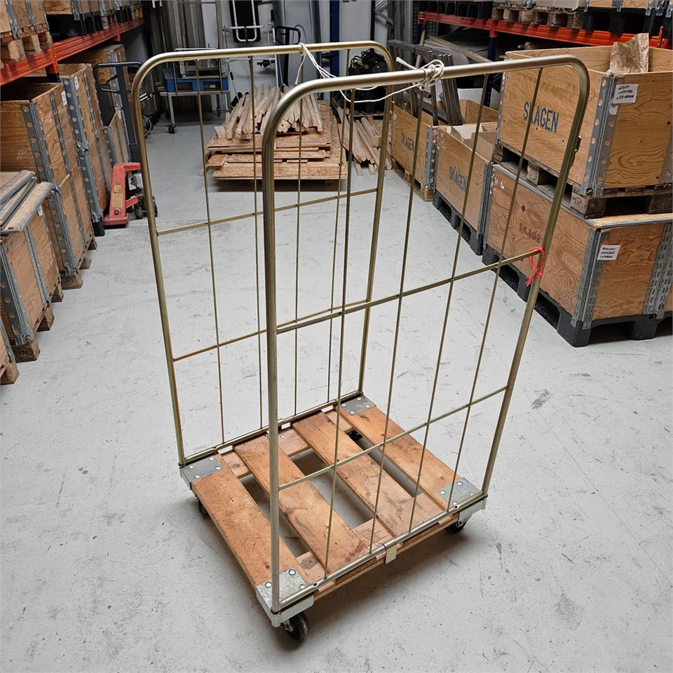 ABC 80/70/153 - Matériel de magasinage: photos 2 ABC 80/70/153 - Matériel de magasinage: photos 2