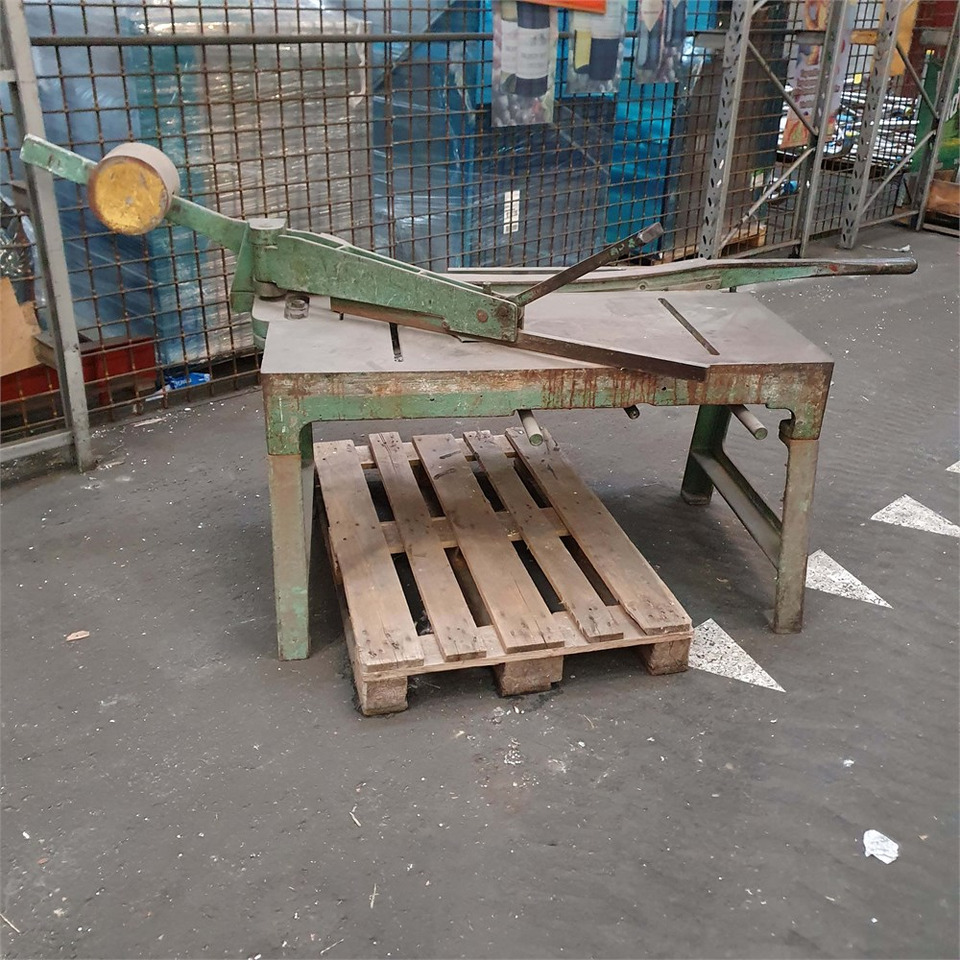 ABC JER - Machine-outil: photos 1 ABC JER - Machine-outil: photos 1