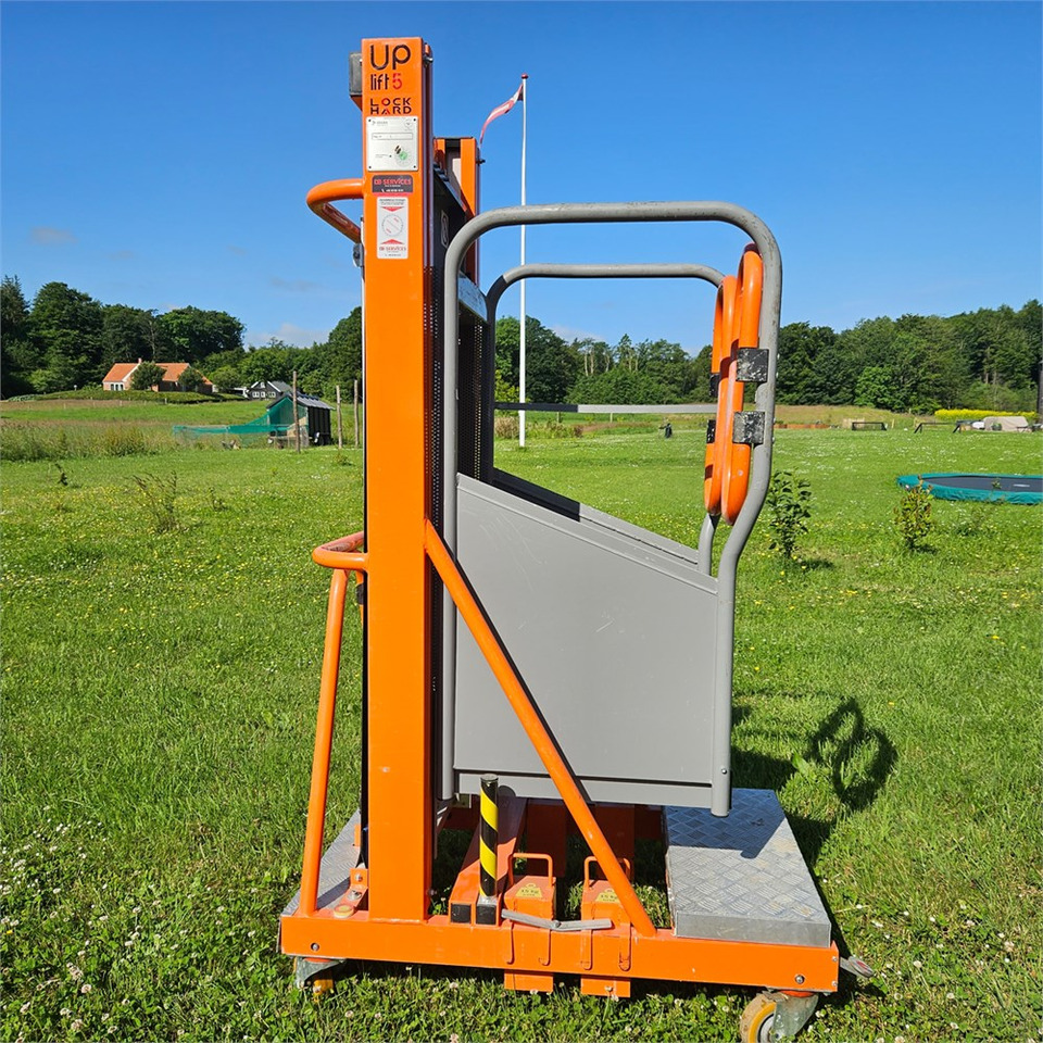 ABC UP Lift 5 – 120 - Nacelle: photos 3 ABC UP Lift 5 – 120 - Nacelle: photos 3