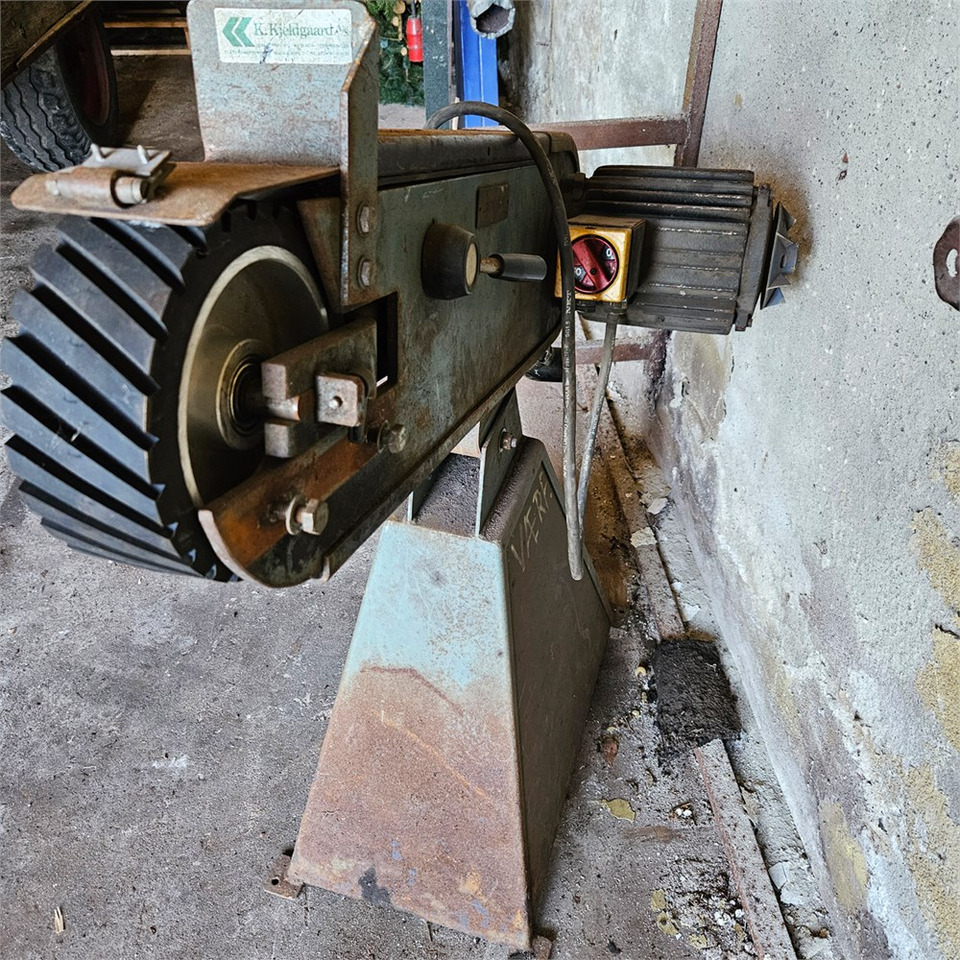 ABC Unknown - Machine-outil: photos 2 ABC Unknown - Machine-outil: photos 2