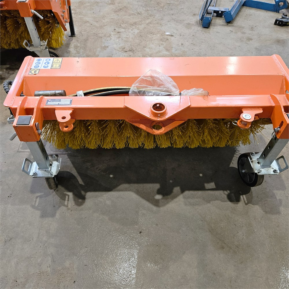 BM ZE120 - Brosse: photos 4 BM ZE120 - Brosse: photos 4