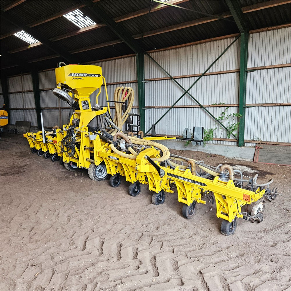Bednar RN 9600 12 rk - Semoir/ Planteuse: photos 1 Bednar RN 9600 12 rk - Semoir/ Planteuse: photos 1