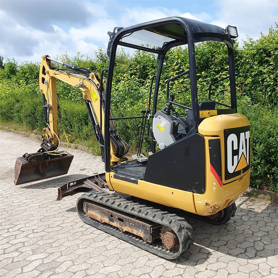 Caterpillar 301.7 D - Mini pelle: photos 3 Caterpillar 301.7 D - Mini pelle: photos 3