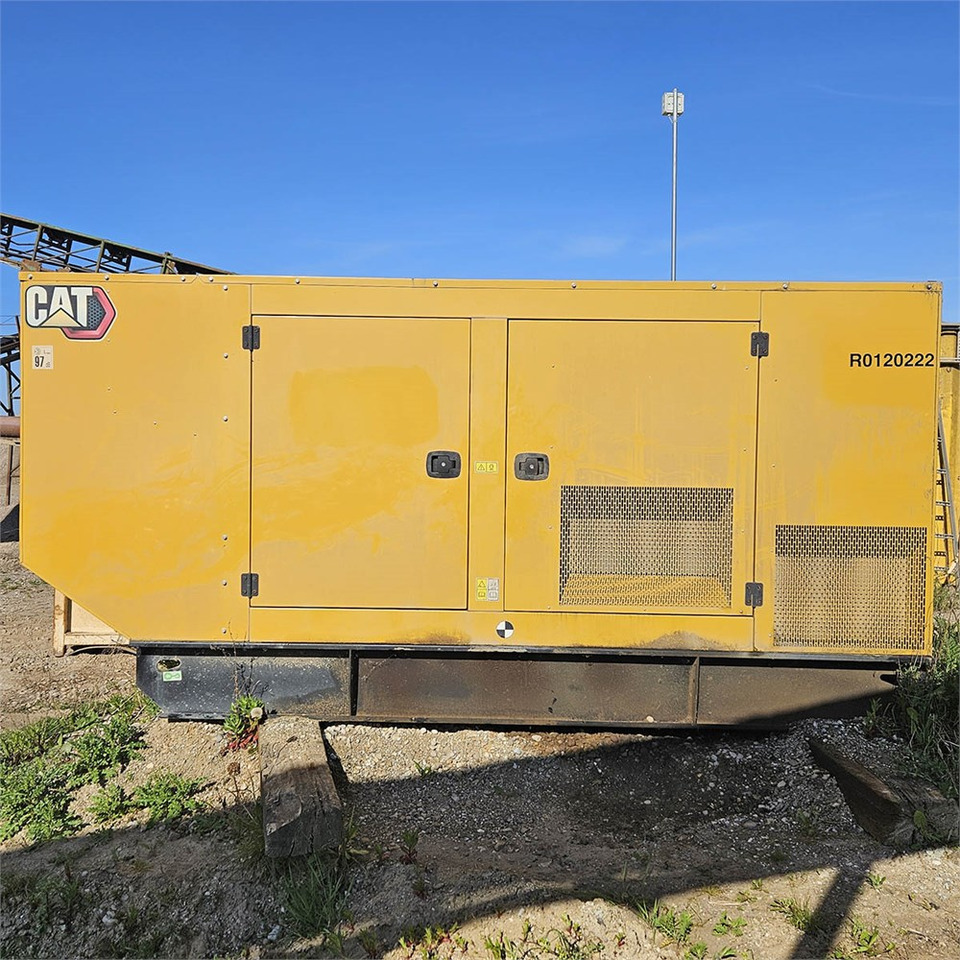 Caterpillar DE250 E0 - Groupe électrogène: photos 2 Caterpillar DE250 E0 - Groupe électrogène: photos 2
