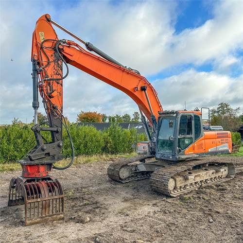 Doosan DX255 LC - Pelle sur chenille: photos 2 Doosan DX255 LC - Pelle sur chenille: photos 2