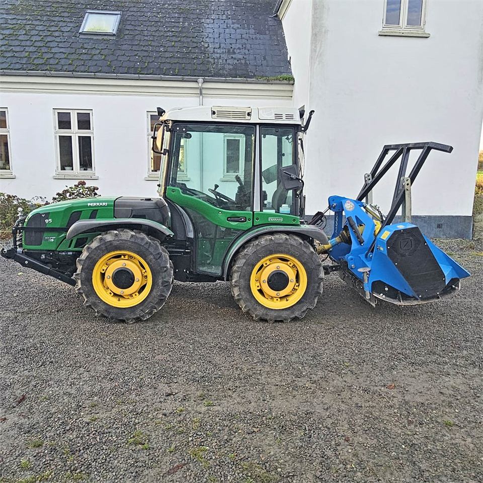 Ferrari Ferrari VEGA 95 Duelstearing - Tracteur agricole: photos 2 Ferrari Ferrari VEGA 95 Duelstearing - Tracteur agricole: photos 2