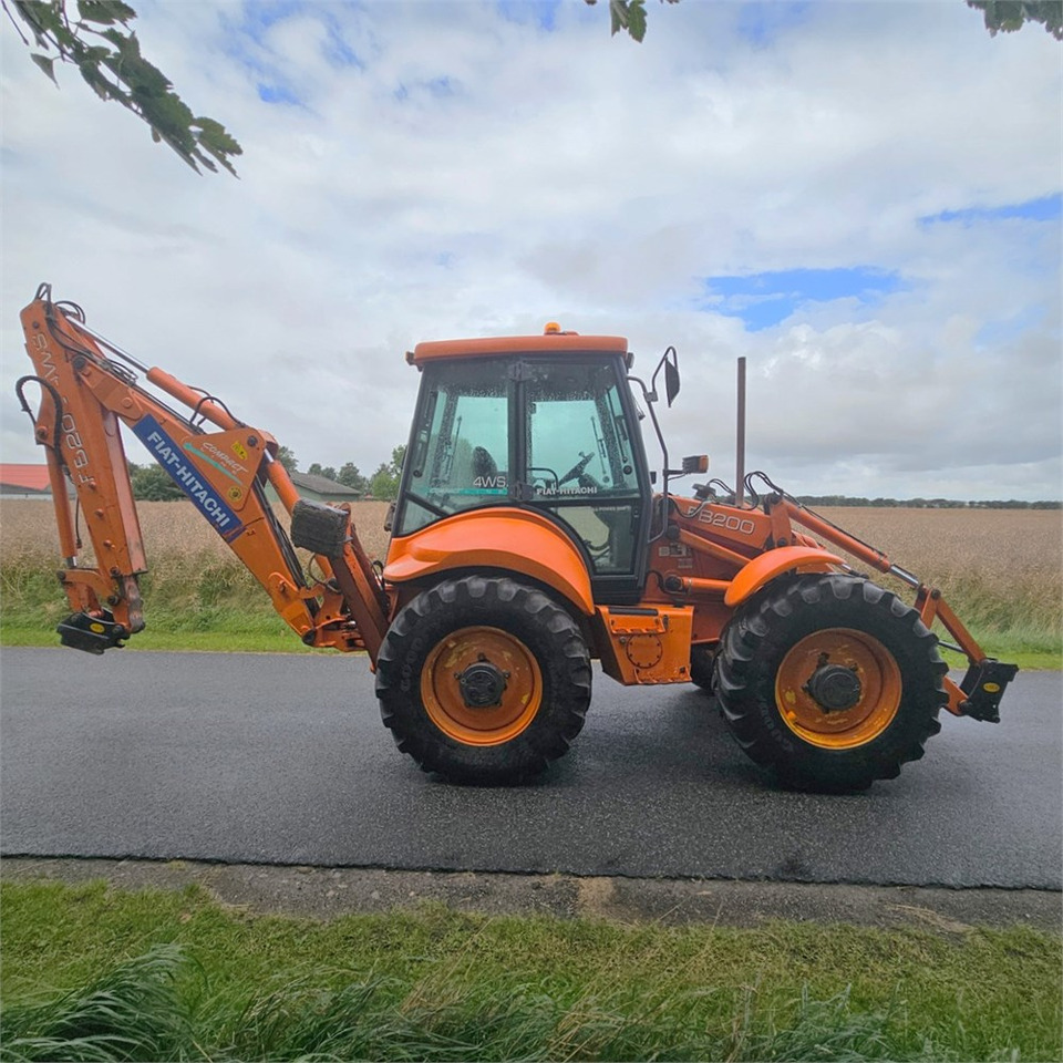 Fiat-Hitachi FB200-4PS - Tractopelle: photos 5 Fiat-Hitachi FB200-4PS - Tractopelle: photos 5