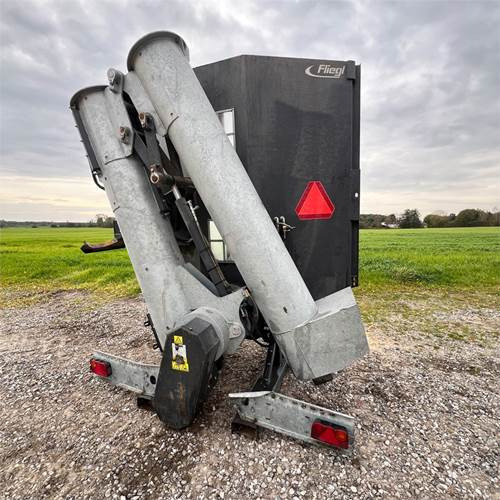 Fliegl ULS 400/500 - Matériel d'élevage: photos 3 Fliegl ULS 400/500 - Matériel d'élevage: photos 3