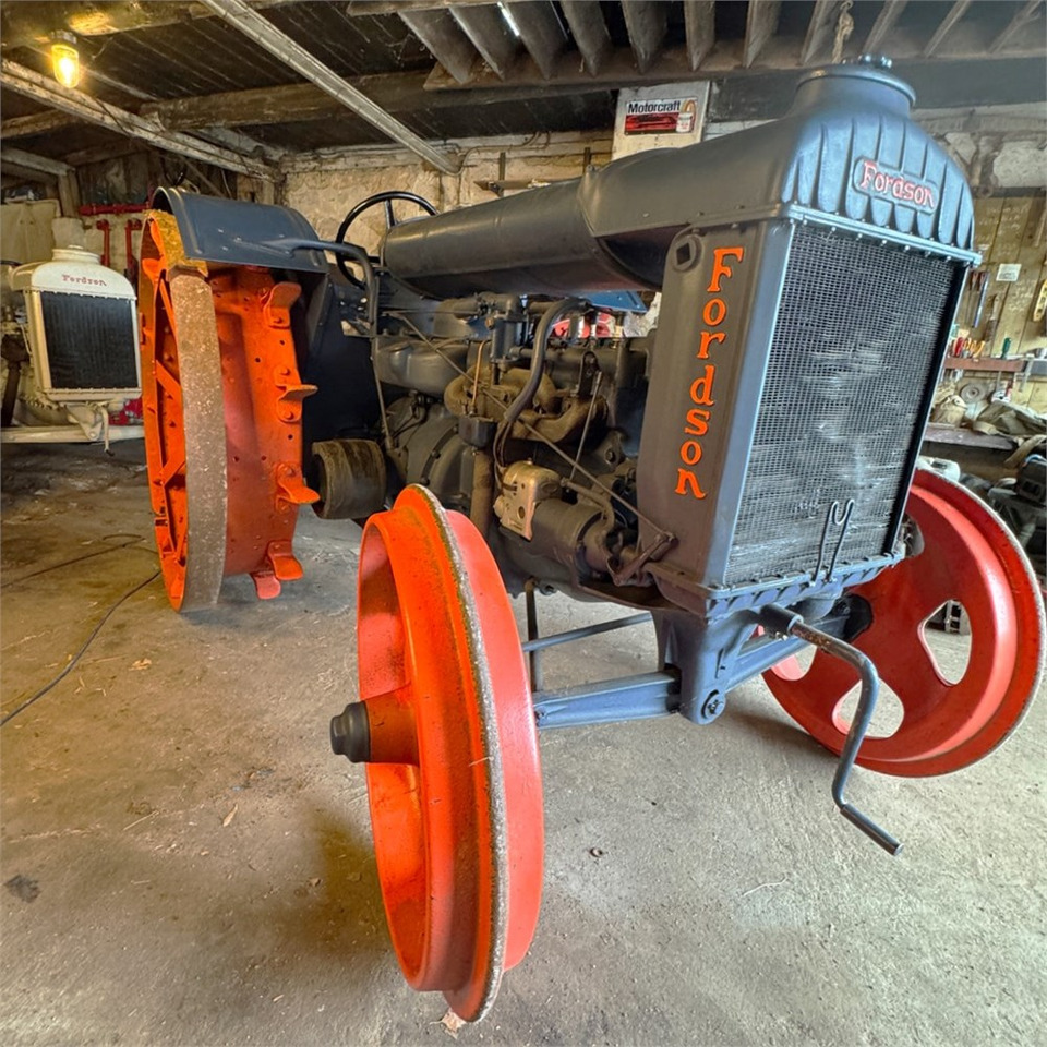 Fordson N - Tracteur agricole: photos 5 Fordson N - Tracteur agricole: photos 5