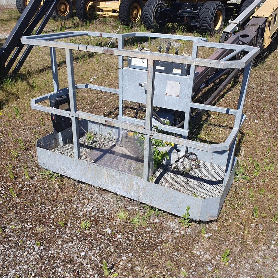 Grove MZ72 DXT - Nacelle télescopique: photos 2 Grove MZ72 DXT - Nacelle télescopique: photos 2