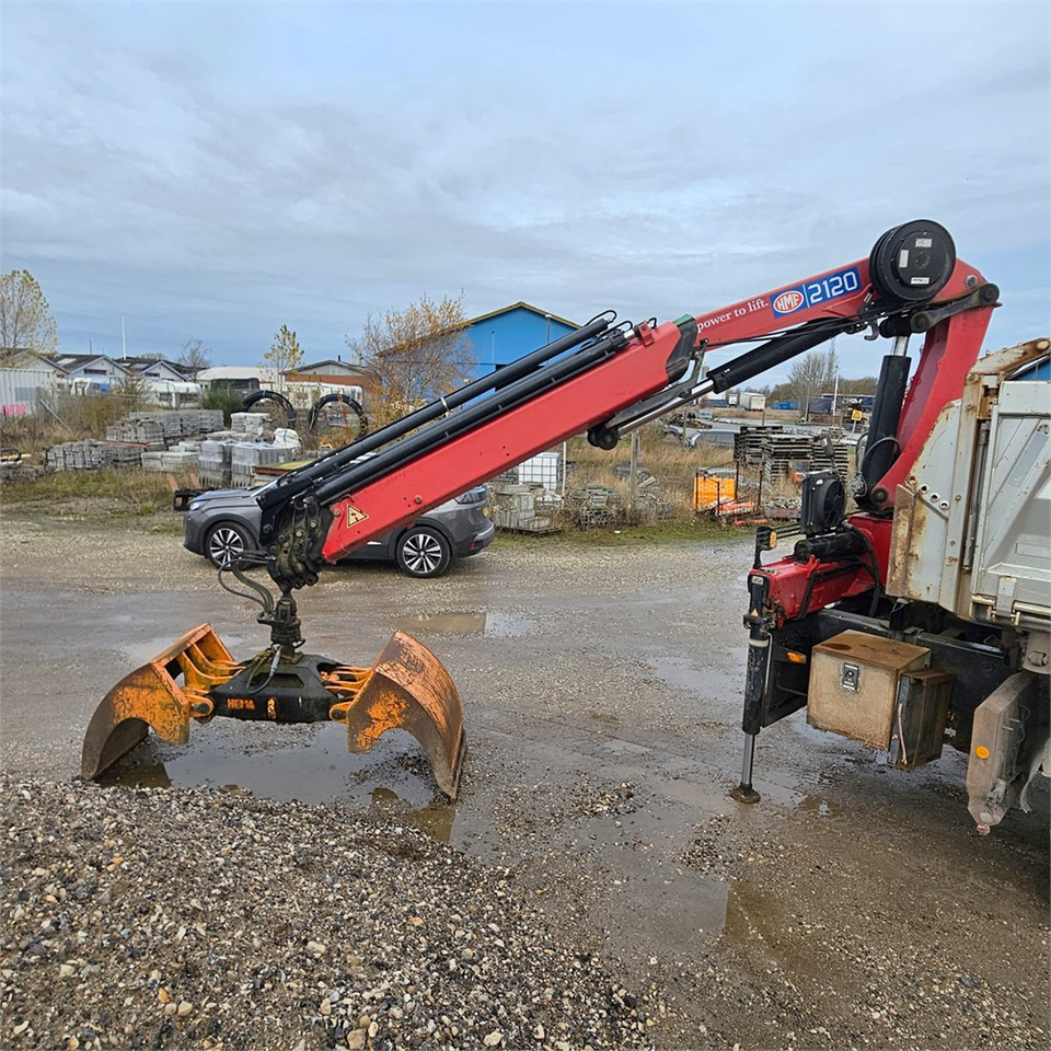 HMF 2120K-4 RC - Grue auxiliaire: photos 3 HMF 2120K-4 RC - Grue auxiliaire: photos 3