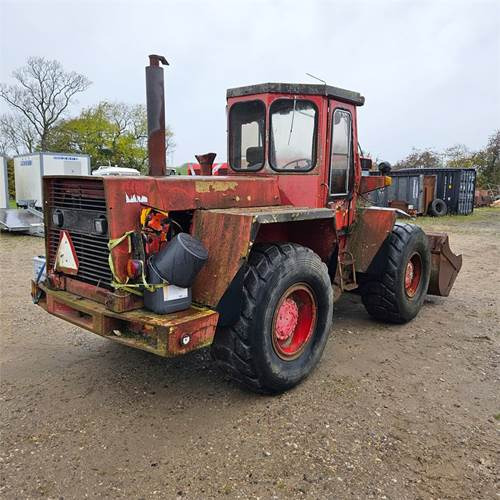 Hanomag 44 D - Chargeuse sur pneus: photos 3 Hanomag 44 D - Chargeuse sur pneus: photos 3