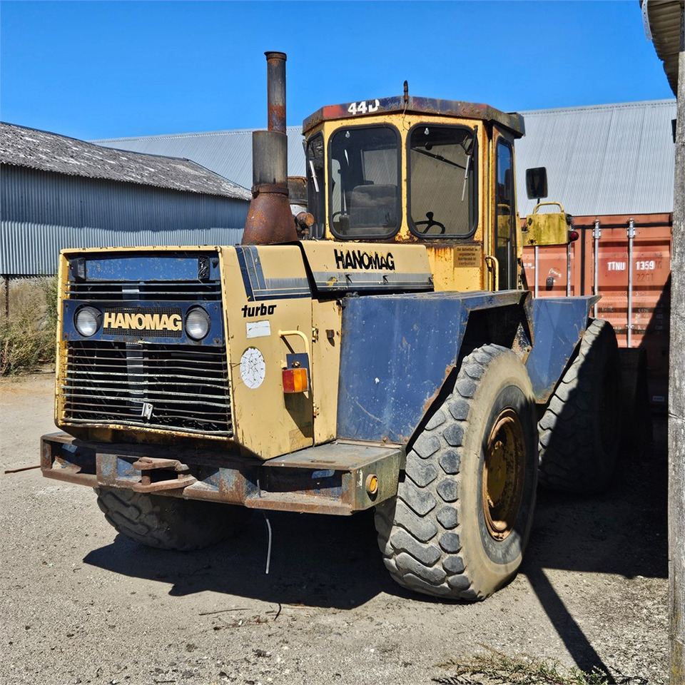 Hanomag 44D Turbo - Chargeuse sur pneus: photos 5 Hanomag 44D Turbo - Chargeuse sur pneus: photos 5