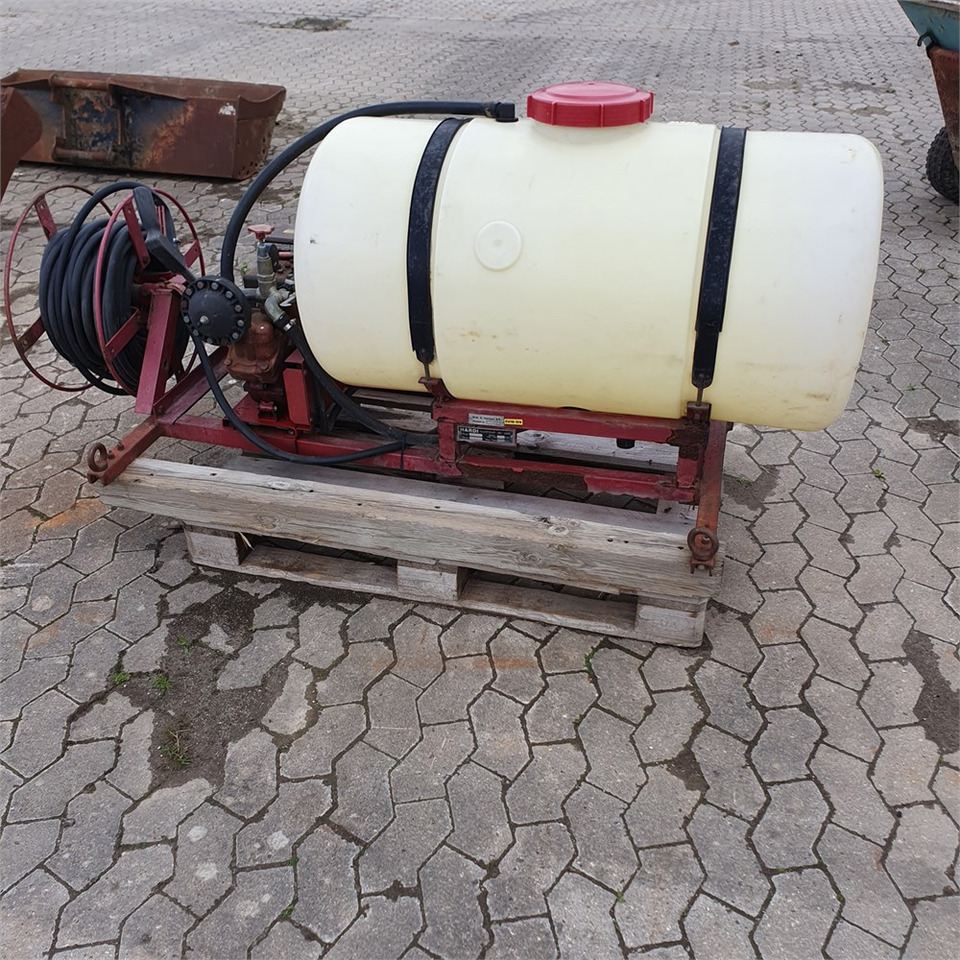 Hardi PU 300 - Pulvérisateur: photos 1 Hardi PU 300 - Pulvérisateur: photos 1