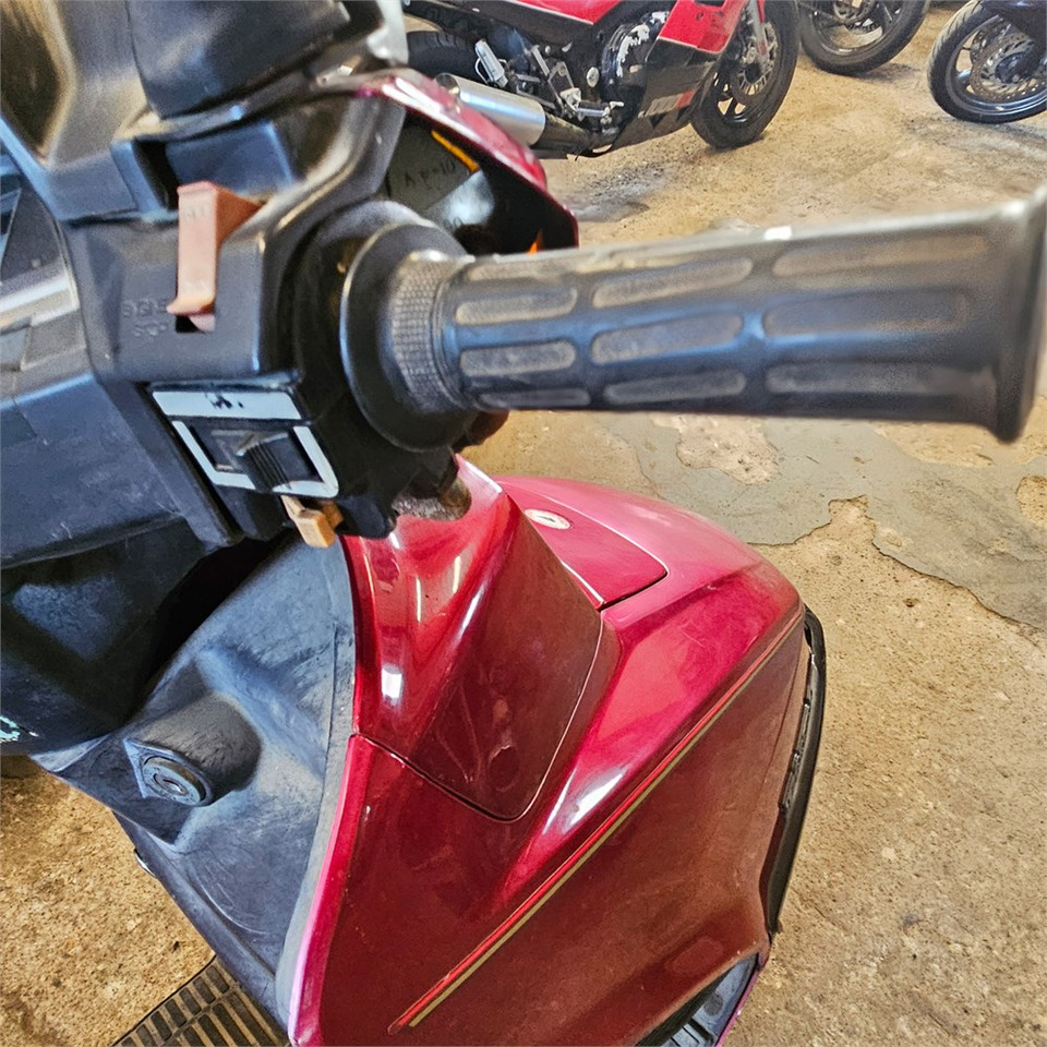 Motocyclette Honda 250 Spacy: photos 17