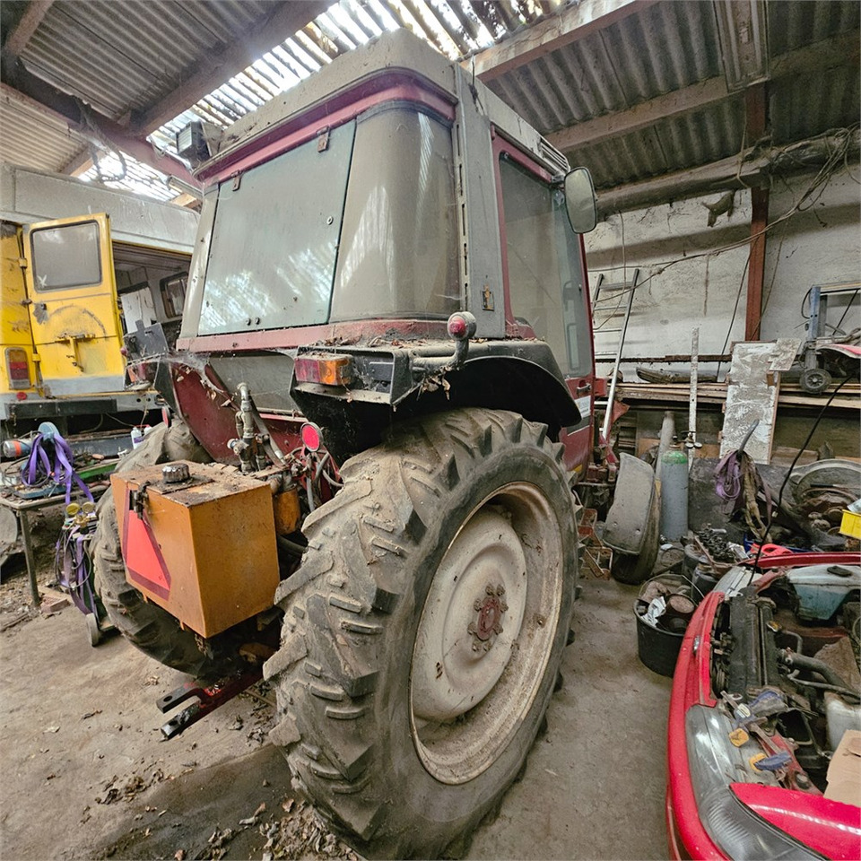 IH 485 XL - Tracteur agricole: photos 5 IH 485 XL - Tracteur agricole: photos 5