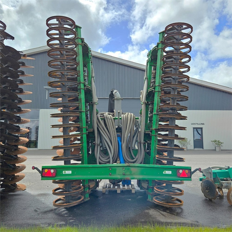 Intertech 7 m - Epandeurs: photos 1 Intertech 7 m - Epandeurs: photos 1