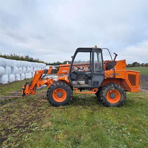 Italmacchine / Terex Lift 2009 - Chariot télescopique: photos 5 Italmacchine / Terex Lift 2009 - Chariot télescopique: photos 5