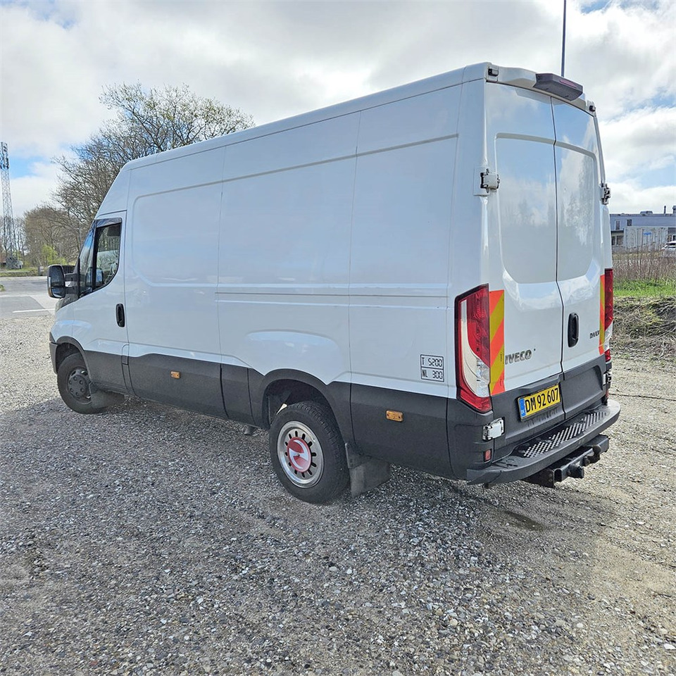 Iveco Daily 50-170 - Fourgon utilitaire: photos 3 Iveco Daily 50-170 - Fourgon utilitaire: photos 3