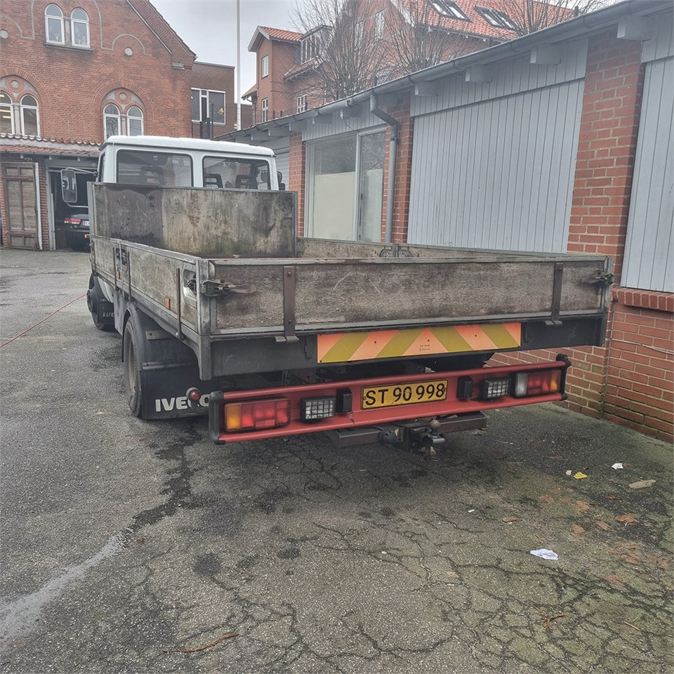 Iveco Daily 50C13, 2,8 TD - Camion plateau: photos 4 Iveco Daily 50C13, 2,8 TD - Camion plateau: photos 4
