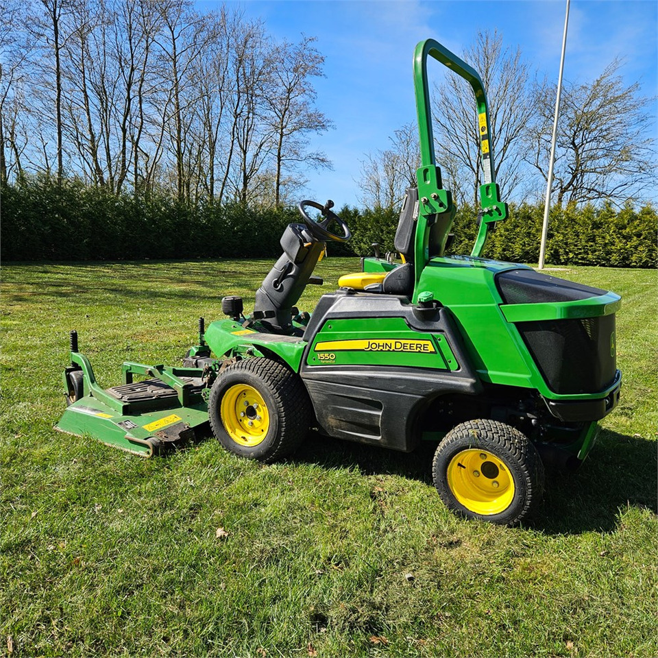 John Deere 1550 TerrainCut - Motofaucheuse: photos 5 John Deere 1550 TerrainCut - Motofaucheuse: photos 5