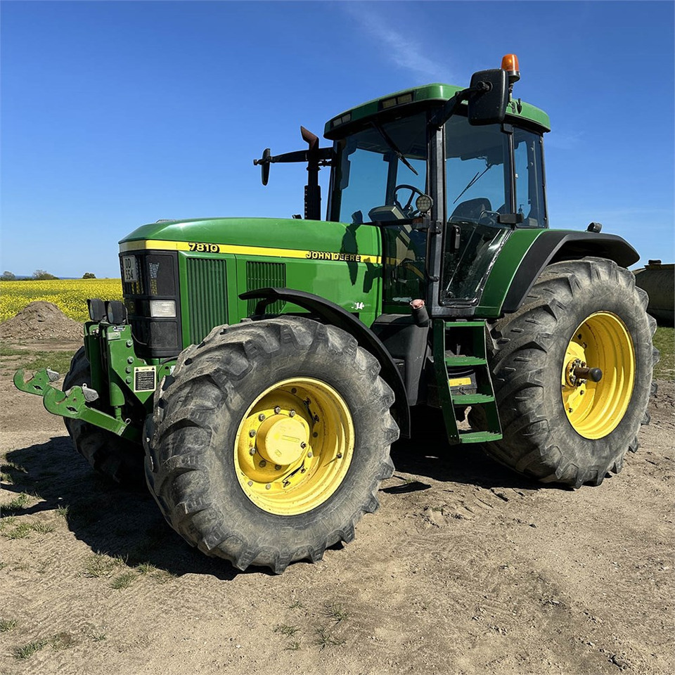 John Deere 7810 - Tracteur agricole: photos 1 John Deere 7810 - Tracteur agricole: photos 1
