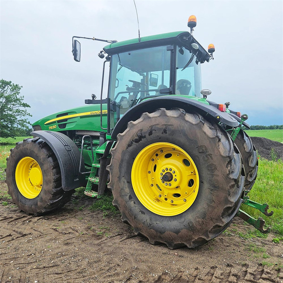 John Deere 7930 - Tracteur agricole: photos 3 John Deere 7930 - Tracteur agricole: photos 3