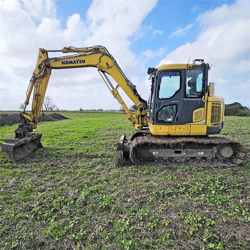 Komatsu FC118 MR-8 - Pelle sur chenille: photos 1 Komatsu FC118 MR-8 - Pelle sur chenille: photos 1
