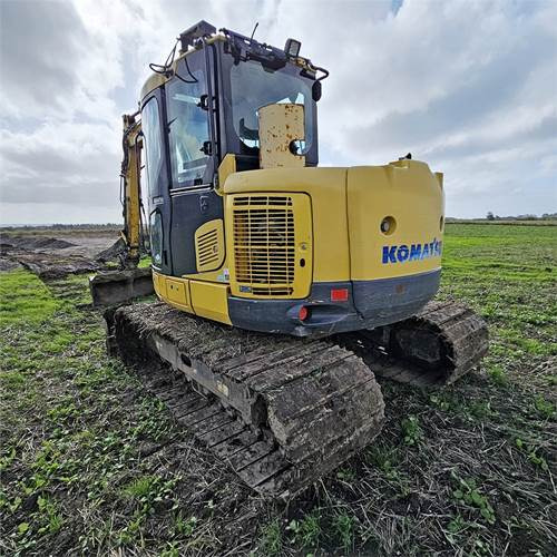 Komatsu FC118 MR-8 - Pelle sur chenille: photos 4 Komatsu FC118 MR-8 - Pelle sur chenille: photos 4