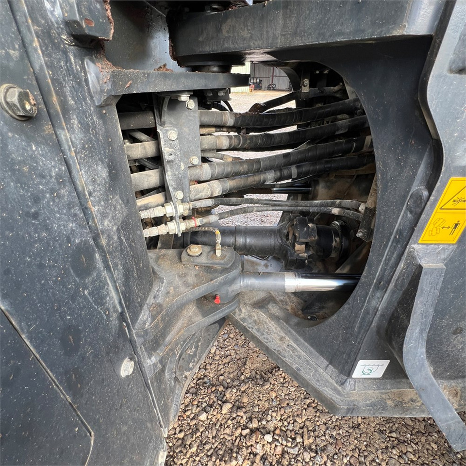 Chargeuse sur pneus Komatsu WA480-8: photos 38