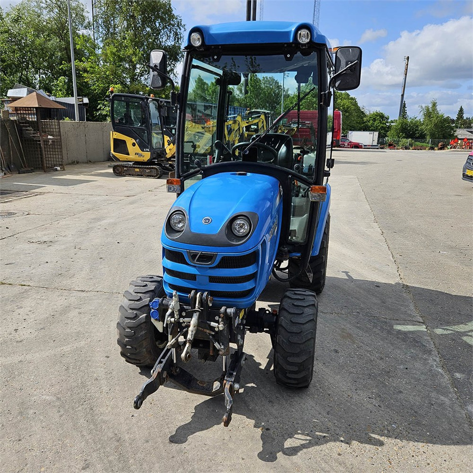 Tracteur communal LS Mtron Ls J27HST: photos 8