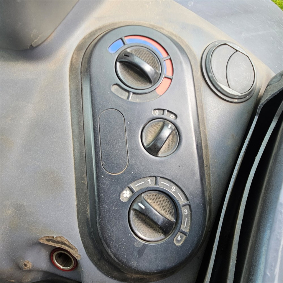 Lamborghini R&.165.7 - crédit-bail Lamborghini R&.165.7: photos 26 Lamborghini R&.165.7 - crédit-bail Lamborghini R&.165.7: photos 26