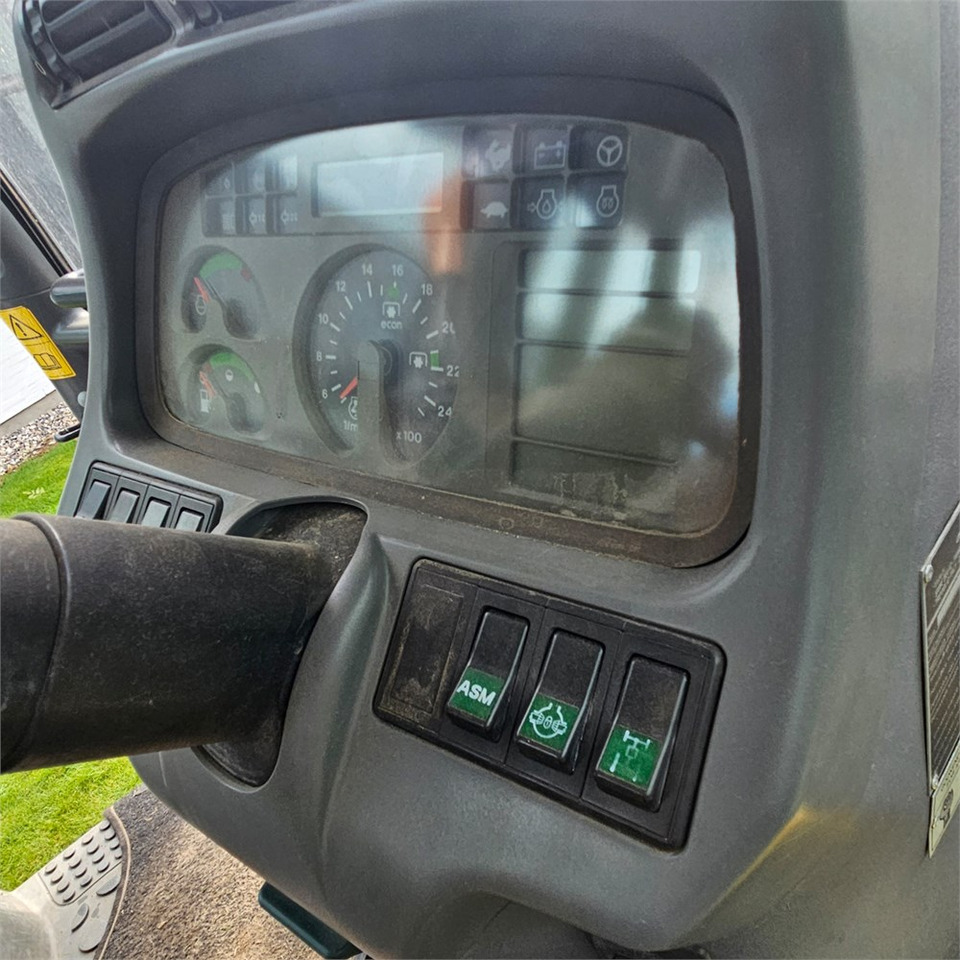 Lamborghini R&.165.7 - crédit-bail Lamborghini R&.165.7: photos 21 Lamborghini R&.165.7 - crédit-bail Lamborghini R&.165.7: photos 21