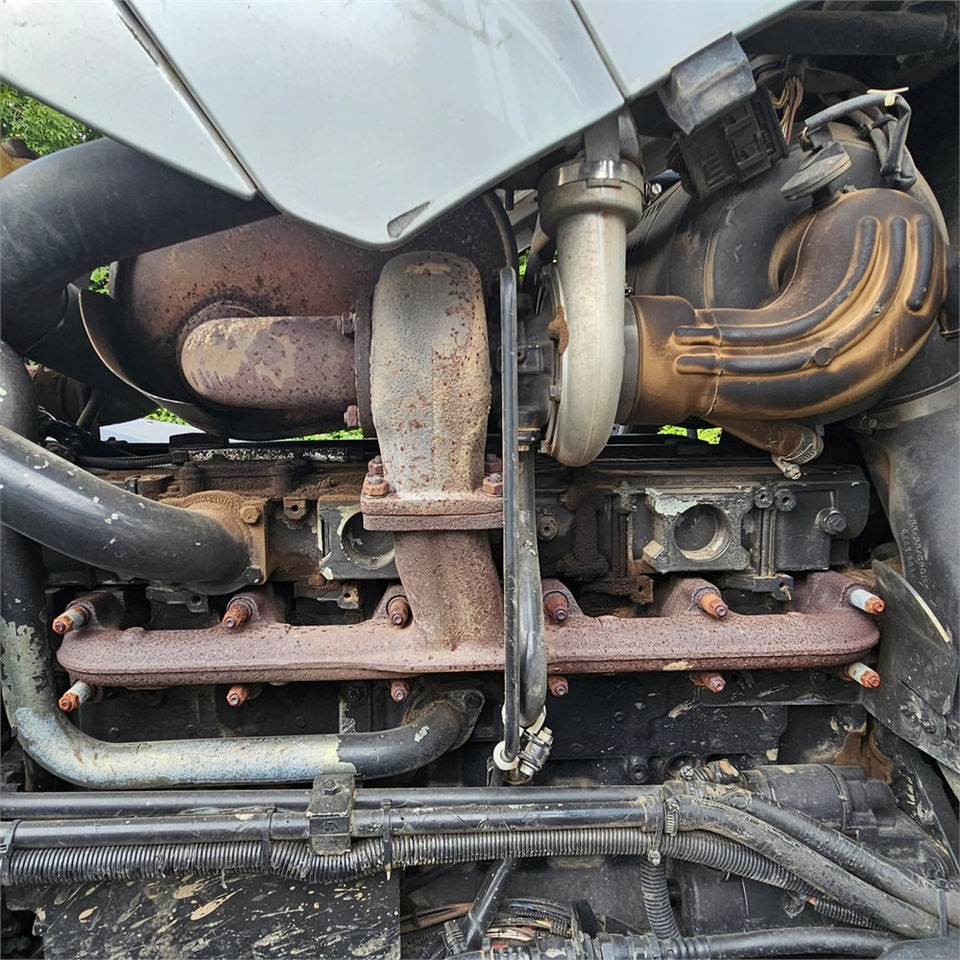 Lamborghini R&.165.7 - crédit-bail Lamborghini R&.165.7: photos 42 Lamborghini R&.165.7 - crédit-bail Lamborghini R&.165.7: photos 42