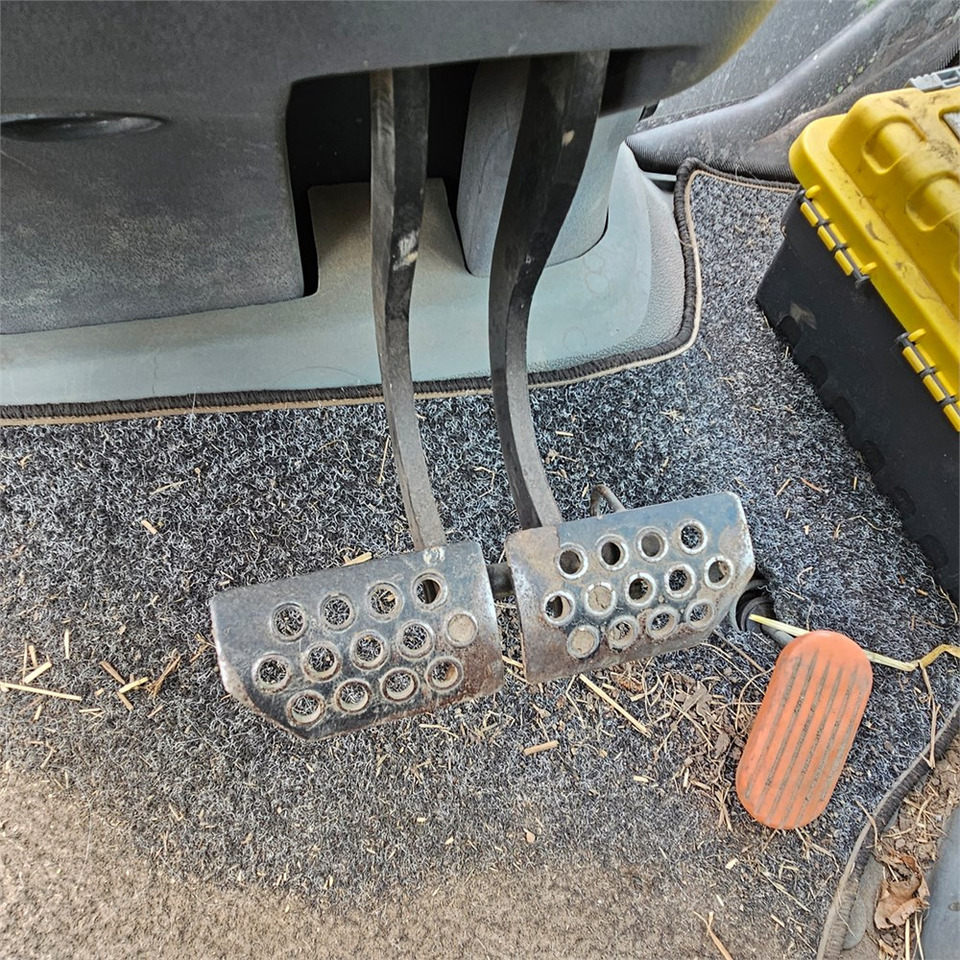 Lamborghini R&.165.7 - crédit-bail Lamborghini R&.165.7: photos 28 Lamborghini R&.165.7 - crédit-bail Lamborghini R&.165.7: photos 28