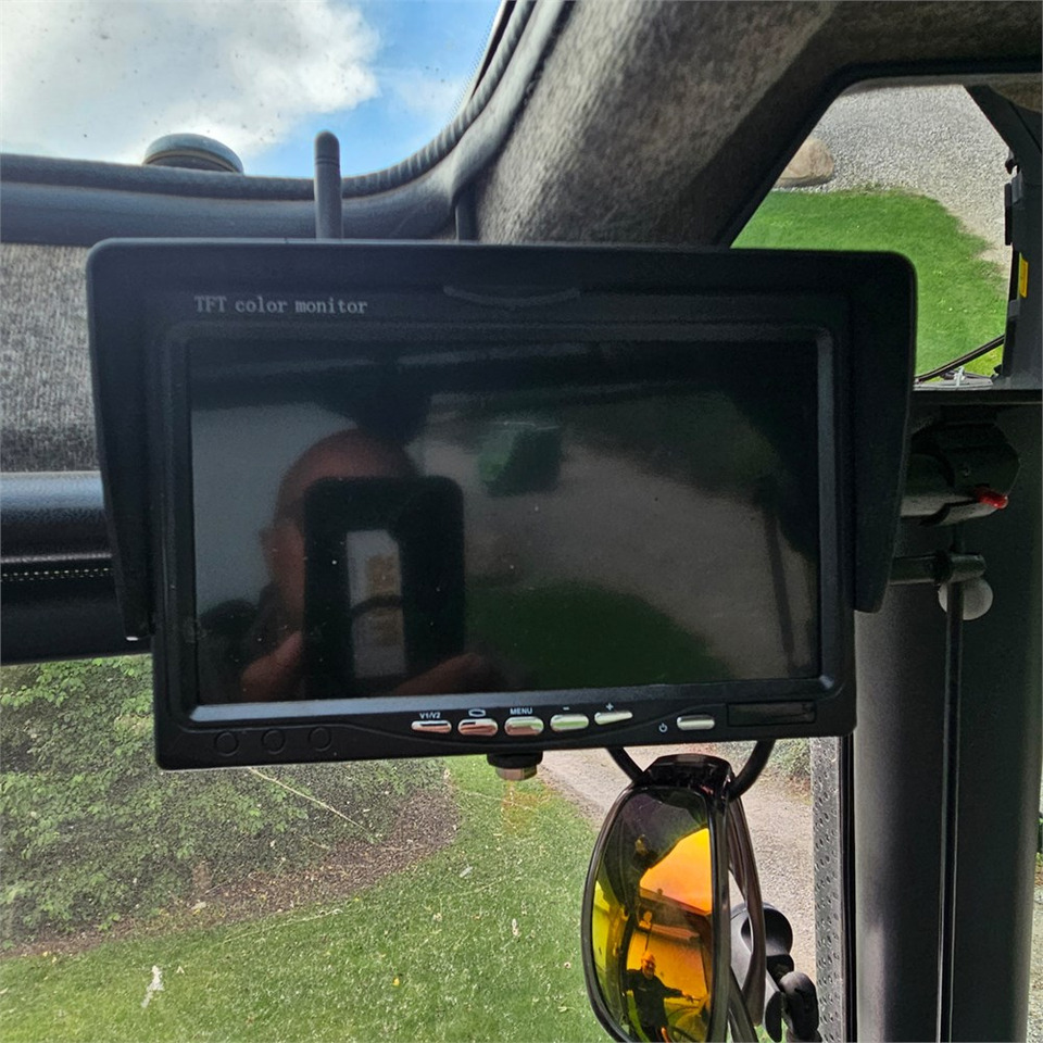 Lamborghini R&.165.7 - crédit-bail Lamborghini R&.165.7: photos 24 Lamborghini R&.165.7 - crédit-bail Lamborghini R&.165.7: photos 24