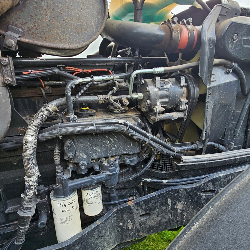 Lamborghini R&.165.7 - crédit-bail Lamborghini R&.165.7: photos 47 Lamborghini R&.165.7 - crédit-bail Lamborghini R&.165.7: photos 47