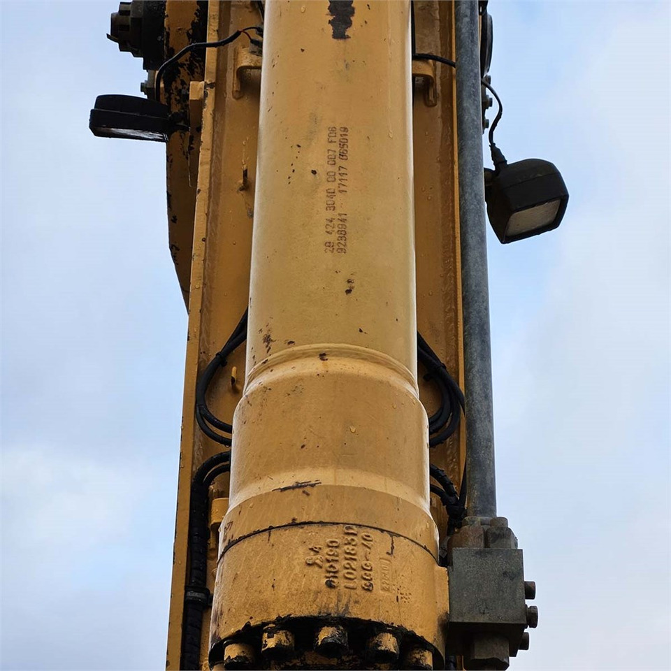 Pelle sur chenille Liebherr R944B HD-SL Litronic: photos 49 Pelle sur chenille Liebherr R944B HD-SL Litronic: photos 49