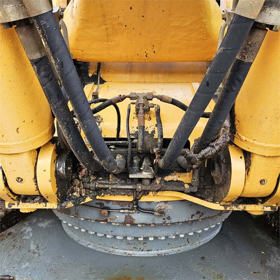 Pelle sur chenille Liebherr R944B HD-SL Litronic: photos 27 Pelle sur chenille Liebherr R944B HD-SL Litronic: photos 27