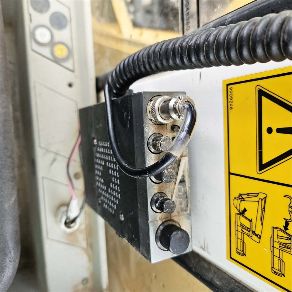 Pelle sur chenille Liebherr R944B HD-SL Litronic: photos 21 Pelle sur chenille Liebherr R944B HD-SL Litronic: photos 21