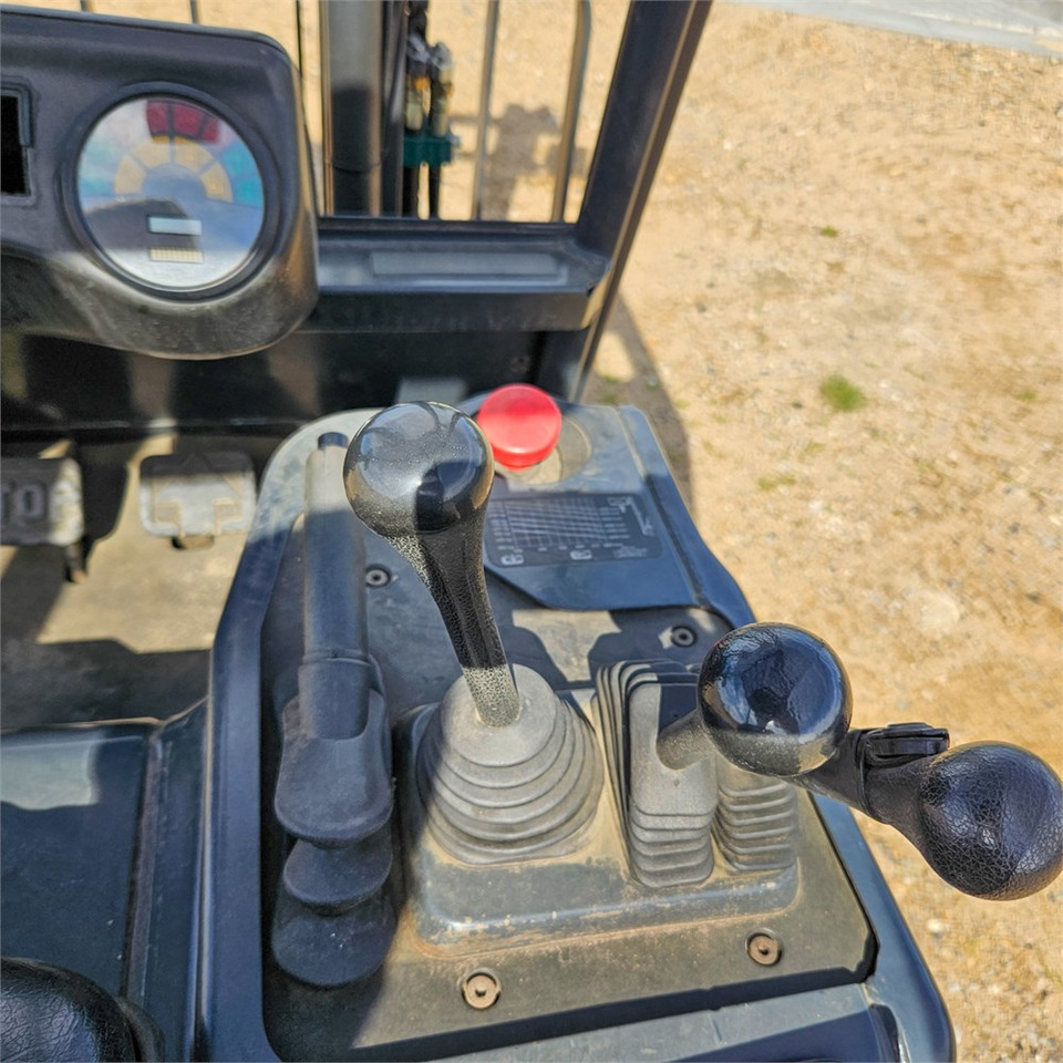 Chariot élévateur Linde E16: photos 11 Chariot élévateur Linde E16: photos 11