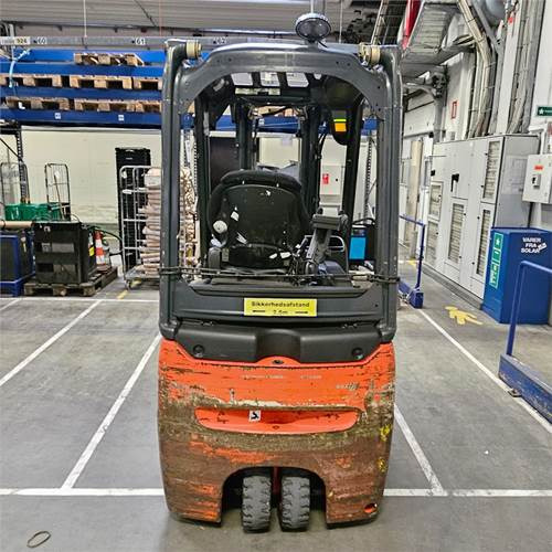 Linde E16H-01 - Chariot élévateur: photos 4 Linde E16H-01 - Chariot élévateur: photos 4