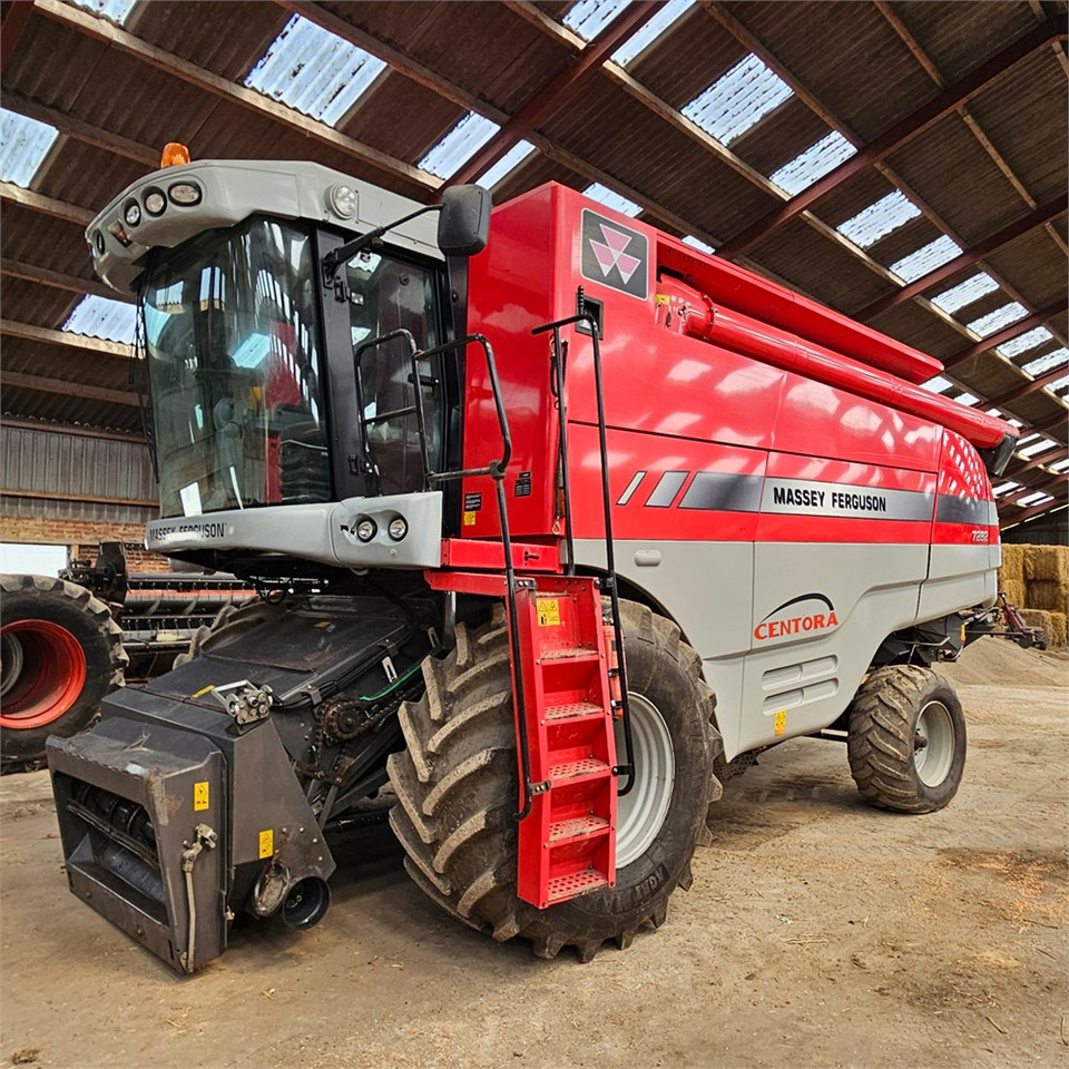 Massey Ferguson Centora 7282 - Matériel de récolte: photos 2 Massey Ferguson Centora 7282 - Matériel de récolte: photos 2