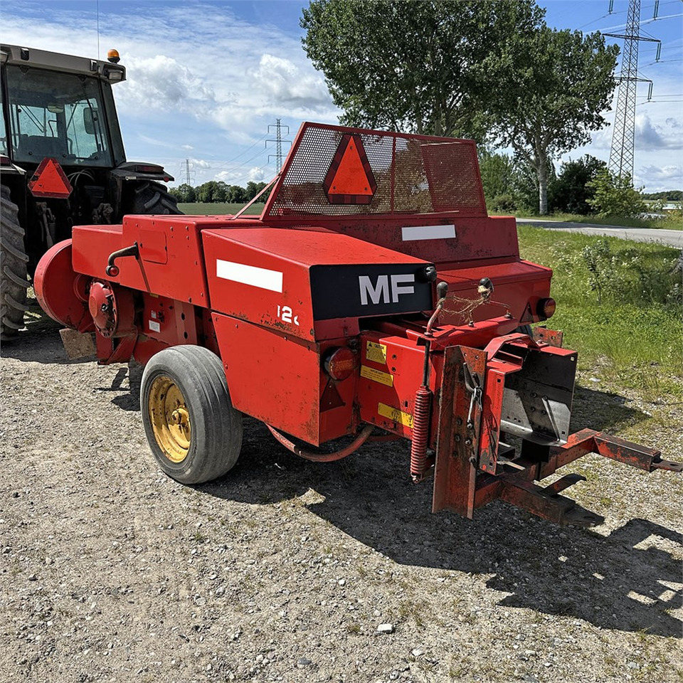 Massey Ferguson MF128 - Matériel de fenaison: photos 5 Massey Ferguson MF128 - Matériel de fenaison: photos 5