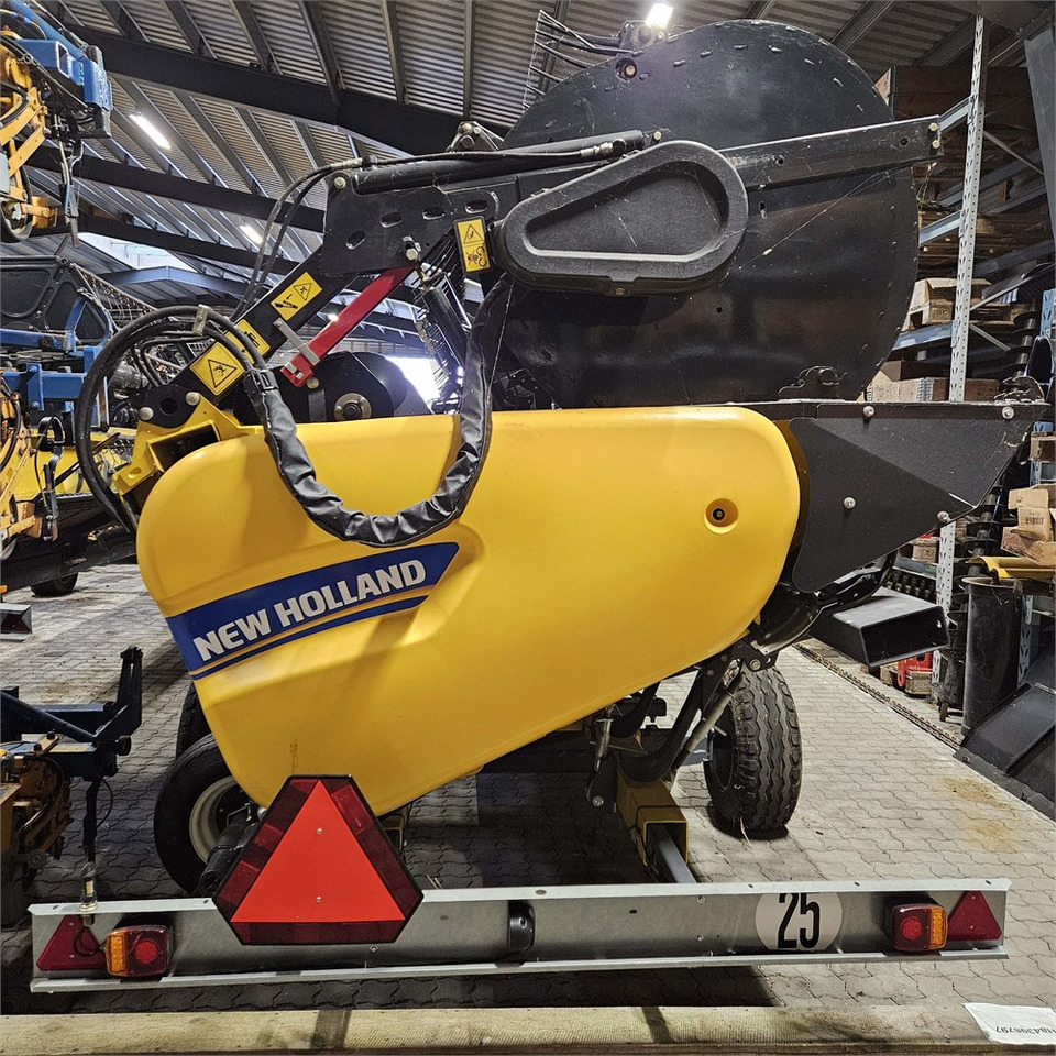 New Holland CT14 - Matériel de récolte: photos 5 New Holland CT14 - Matériel de récolte: photos 5