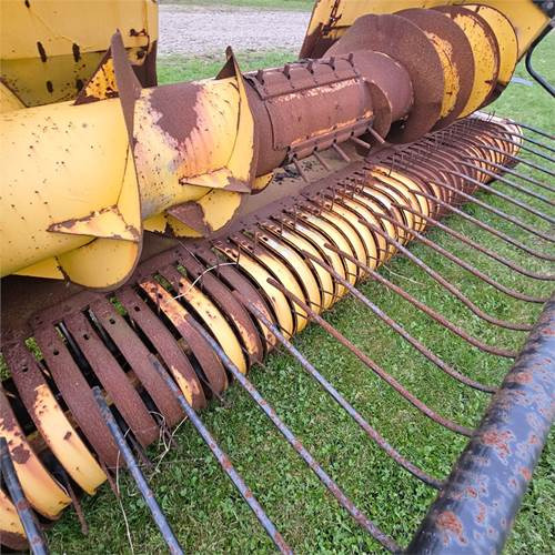 New Holland FX40 - Matériel de récolte: photos 2 New Holland FX40 - Matériel de récolte: photos 2