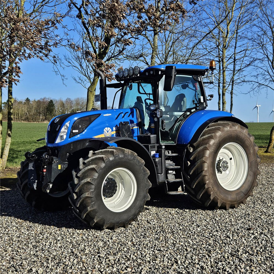 New Holland T7.270 - Tracteur agricole: photos 1 New Holland T7.270 - Tracteur agricole: photos 1