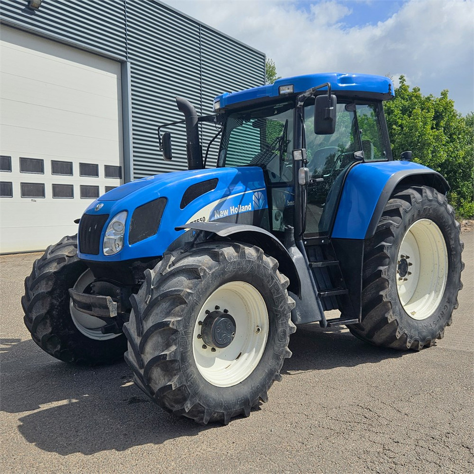 New Holland T7550 - Tracteur agricole: photos 1 New Holland T7550 - Tracteur agricole: photos 1